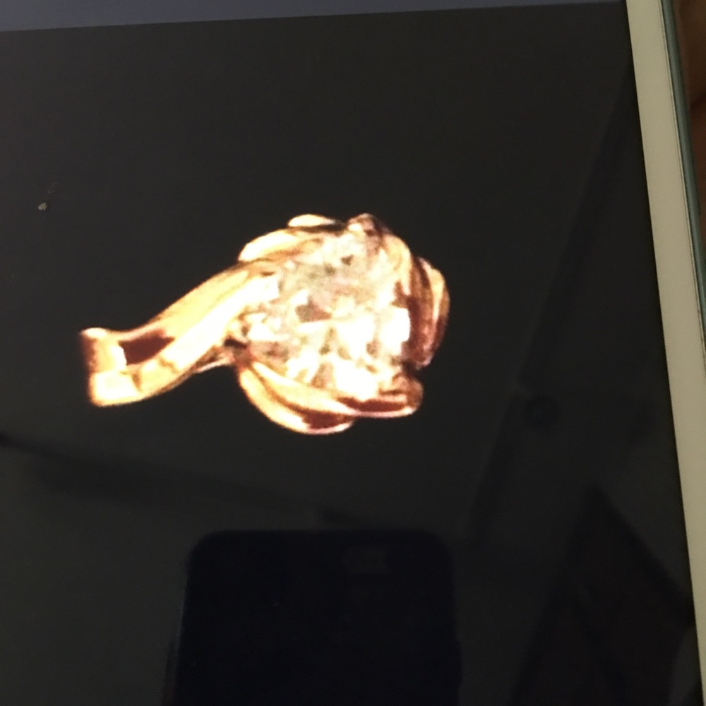 Pendant - Picture 2 of 2